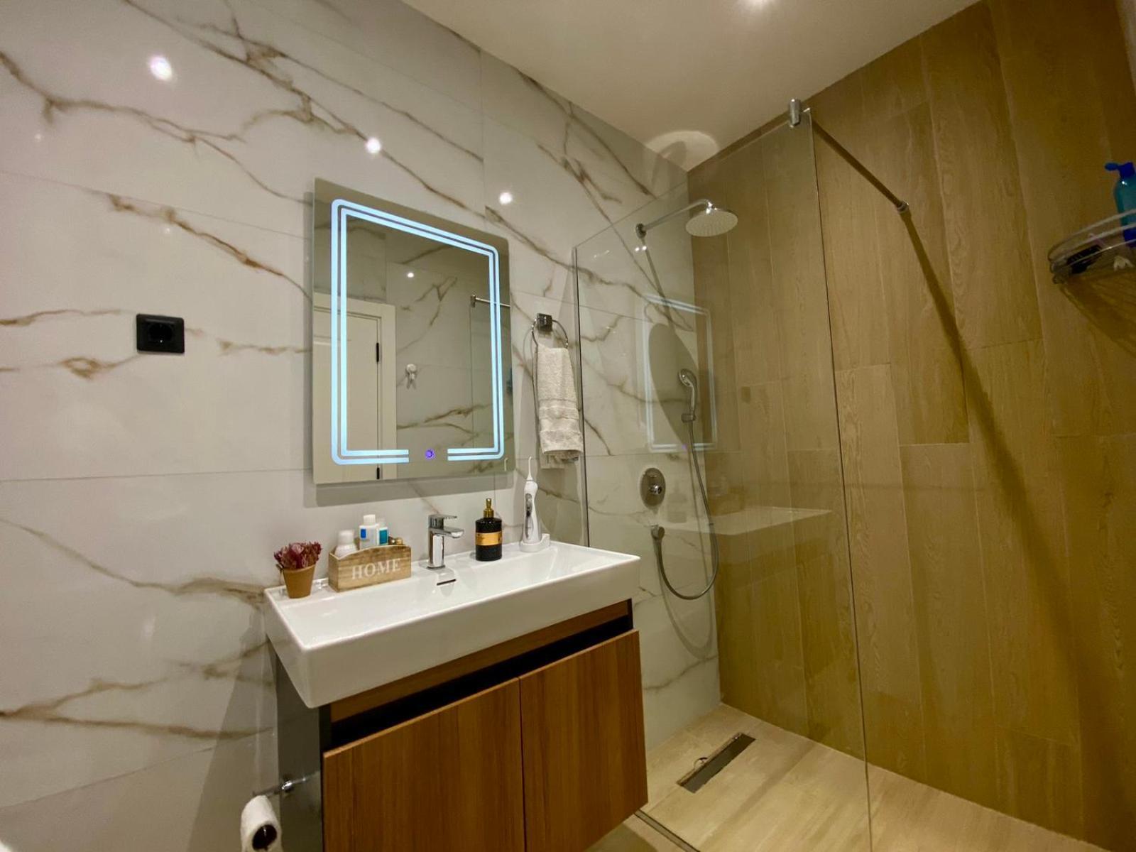 Sunset Penthouse Elia Apartment Budva